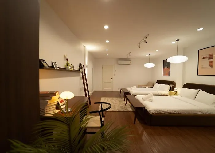 Roni House Thonglor Bangkok