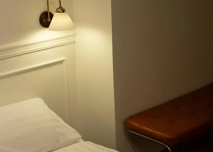 Roni House Thonglor Villa